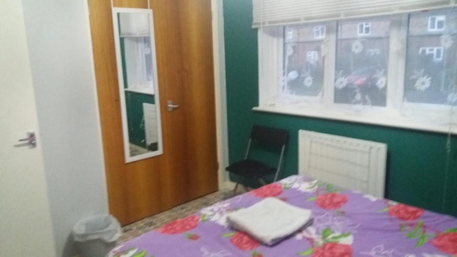 Spacious Double Room Located Within Walking Distance To Seaside And Town Ντόβερ Εξωτερικό φωτογραφία